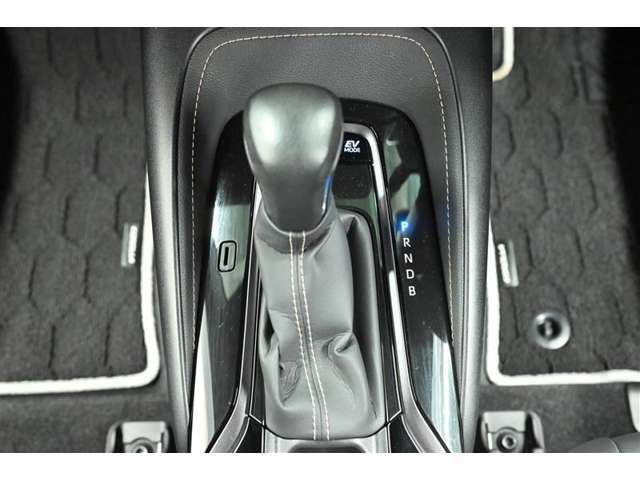 修復歴なし。修復歴(車体部(主に内側)の骨格部分の損傷による部位交換あるいは修正・補修)はありません。