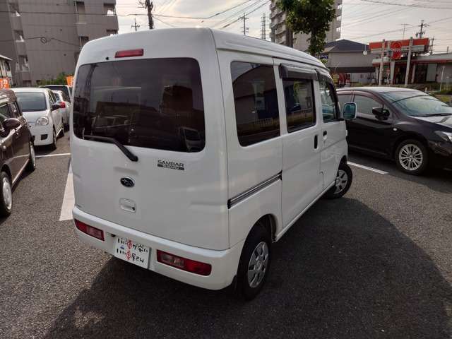 エンジン、ミッションなど金額の大きな箇所も無料修理♪代車もご用意！☆自社保証☆安心3ヶ月間の無料保証付。カーセンサーアフター保証も有り☆1年～2年更新保証もご用意有ります。輸入車は1年保証～有償のみです。
