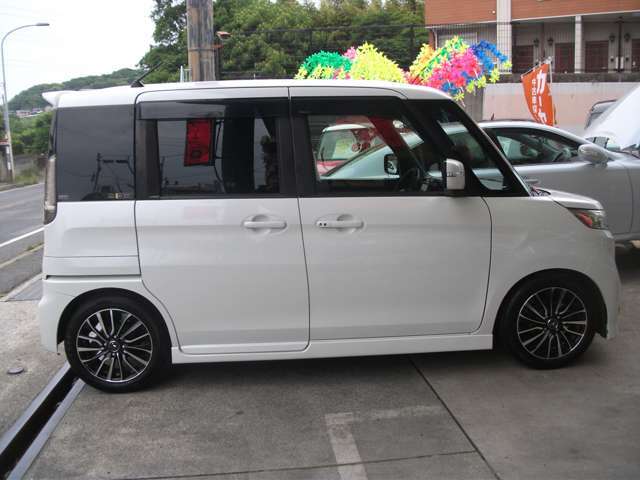 軽・コンパクトカを中心に優良な格安車を多数展示中！