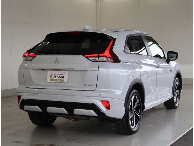 ご納車前には、弊社のメカニックがしっかりと点検・整備をさせて頂きます。