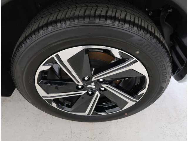 お客様のご連絡・ご来店をスタッフ一同、心よりお待ち致しております。