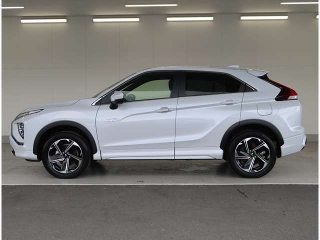 尚、誠に勝手ながら毎週火曜日・水曜日は定休日となります。何卒、ご了承願います。*祝日や長期休業に伴い火曜日・水曜日を営業日とする場合がございます。詳しくはお気軽にお問合せ下さい。