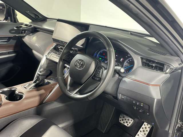 【インパネ全体】全方位で視界が広く、高い目線で運転もしやすいです！