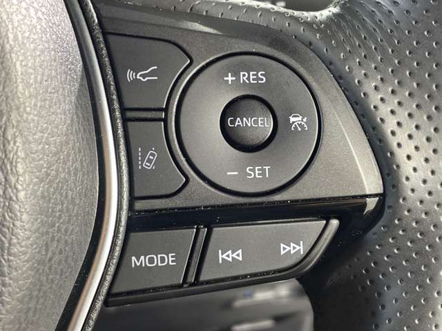 【運転席操作部】快適なドライブを楽しむための機能が装備されています！運転席から触れるので、使いやすいです！除菌プランいれていただくと、さらに清潔で安心していただけます！