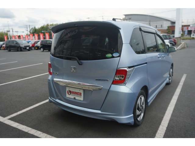 人気車種随時取り揃えております。是非お気軽にご来店ください。