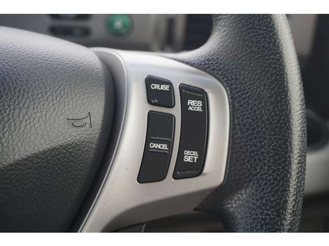 人気車種からお手頃価格の車まで幅広い価格を取り揃えております。