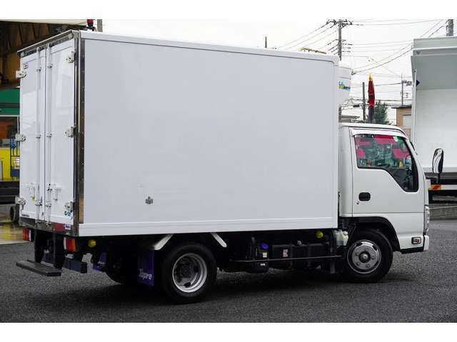 バン・トラック専門、総在庫200台以上！！当社のHPも是非ご覧ください。http://www.vantruck.co.jp/index.htm　　お問い合わせはフリーダイアル0078-6002-212393にてお願い致します。