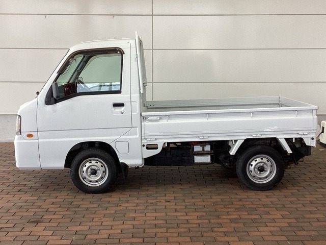 お車をお探しのお客様、ご購入までの流れや疑問点など一つ一つ丁寧にご説明させていただきます。　お客様にご納得頂ける一台を一緒にお探しいたしますので、当店へ是非どうぞ！