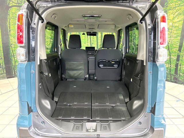 普段のお買い物や通勤、送迎等に十分な荷室スペースを確保しております。セカンドシートを倒すと、大きな荷物の積載も可能です♪