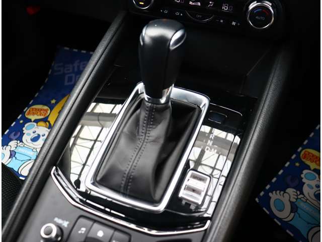 当社在庫すべて車両状態評価書添付でございます。仕入れ先から評価までご納得するまでご確認ください。