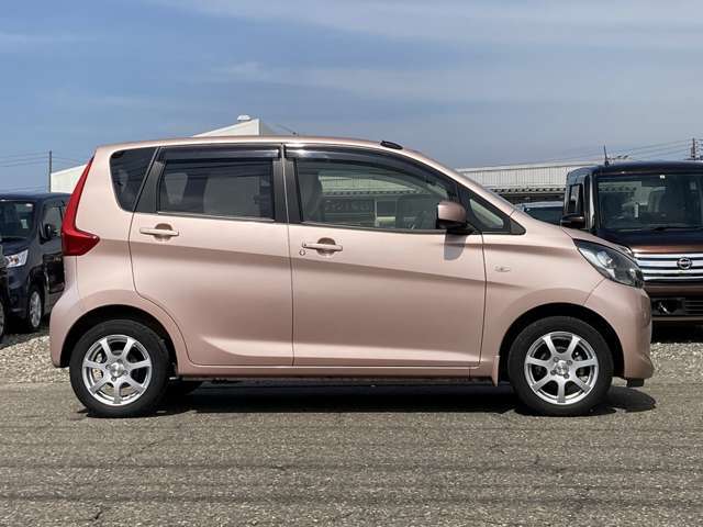人気車や低価格車はすぐに売れてしまう可能性があります。お早めのご検討、ご来店お待ちしております。