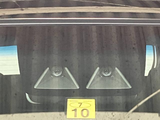 【ステレオカメラ】　車や人に対する事故の回避の支援や被害の軽減を図り、安全運転をサポートします　※いかなる場合も衝突事故等を回避するものではありません。機能の詳細については店舗にお問合せください