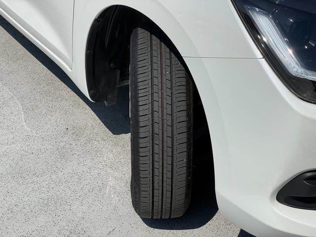 タイヤ溝まだございます。