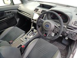 「この車の写真をもっと見たい」「状態が気になる」「この装備はついている？」どんな小さな疑問でもお気軽にお問い合わせください！