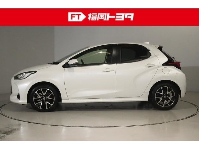 ☆トヨタ認定中古車☆ハイブリットシステム診断書と初度登録年月から10年間（走行20万キロまで）、ハイブリット機構の無料保証が付いています。