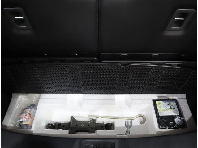 もちろんパンク修理剤＆車載工具完備☆万が一のトラブルに備えて使い方もご説明いたします♪