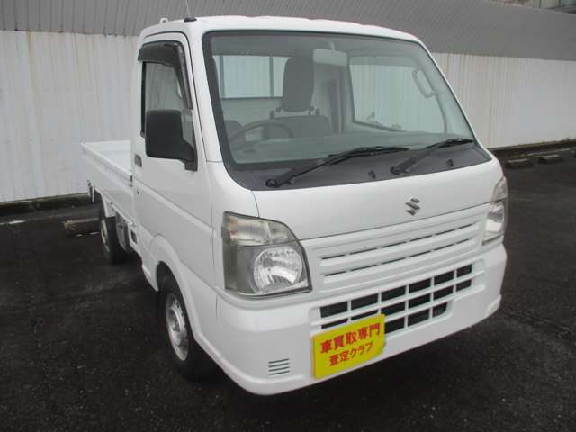 ☆人気のキャリートラック☆KCパワステ☆エアコン☆3方開☆5MT車☆走行40000km台☆AMFMラジオ☆タイヤ4本新品サービス車☆サイドバイザー付き☆ご入庫致しました☆