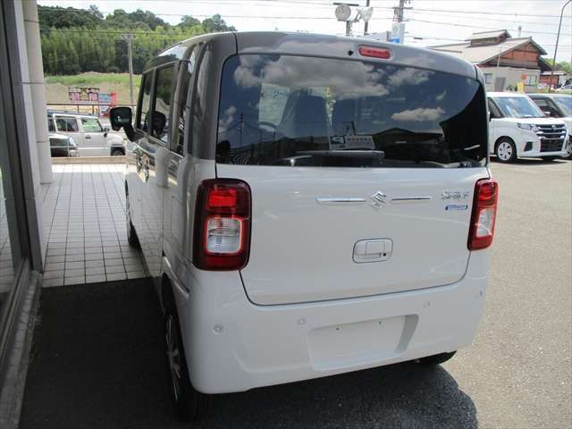 【各種ディーラーオプション取扱店】新車・届出済未使用車に必要不可欠なアクセサリーオプションも全品対応可能！マット・バイザー・コーティング等の各種ディーラーオプションも全般取り扱っております！