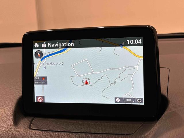 地図やTVなどのオーディオ機能も充実しているので、快適なドライブができます♪　但し地図データは最新のものではなく，更新は有償，場合によってはできない事ももあります。保証については修理保証のみとなります