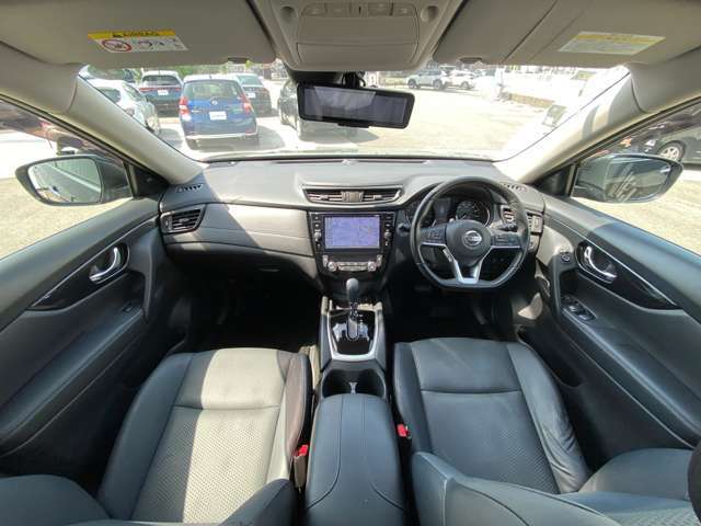 左右に視界が広く、見通しも良いため安心して運転することができます！