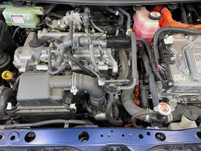 親切・丁寧な専門メカニックスタッフが応対！・車検・点検整備・事故等の修理などアフターサービスも安心。お車のカスタマイズもネクステージのサービススタッフまでご相談ください！