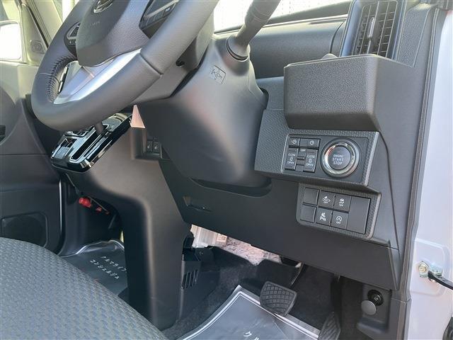 ★キズやへこみもお任せ★　当社のスタートは鈑金工場から、自社鈑金工場で代車も多数保有しており、お困りの際はぜひご相談下さい！！