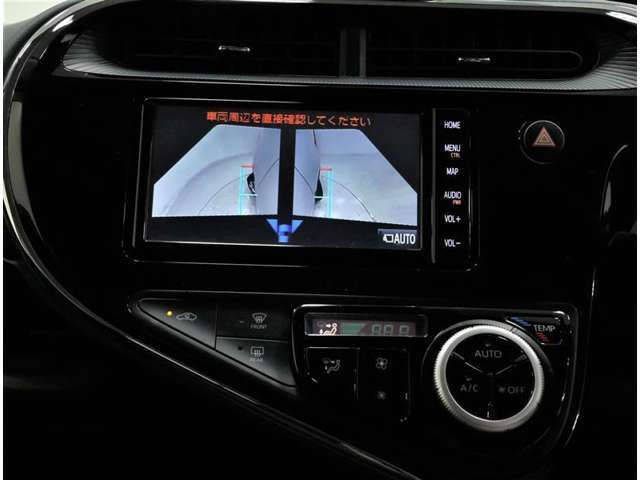 パノラミックビューモニター装備！サイドビュー・車両に取り付けたフロント、サイド、バックカメラの映像を合成して画面上に表示させることで、低速時の運転を補助する装置です。車両本体の取扱書もお読みください。