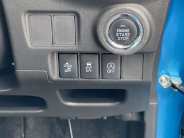 綺麗・清潔に仕上げております。内装の綺麗なお車は気持ちが良いですし、コンディションのいい車が多いです。前のユーザーが丁寧に使っていた証拠です。