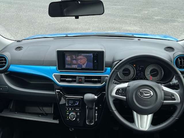 【インパネ周り】視界がよく運転しやすい設計となっております。イン日々のドライブを飽きさせません♪