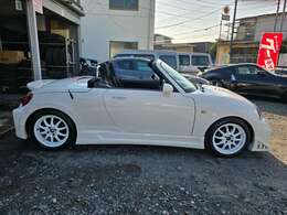 HKSマフラー　HKSエアクリ　TAKEOFFフルエアロ　純正リアスポイラー　ブリッツ車高調　WORK15AW　Dスポーツタワーバー　モモステ　ナビ　フルセグTV　ブルートゥースオーディオ他改造多数☆