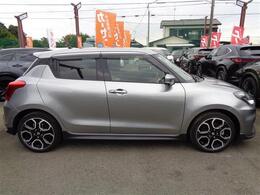 とてもキレイな外装♪