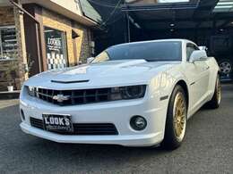 福岡輸入車専門店LOOK'Sでは、初めてアメ車や輸入車をご購入されるお客様でも安心してご購入、そして快適なカーライフを送っていただけるようサポートさせて頂きます。