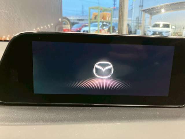 【マツダコネクトナビ】FM＆AMを聴くことは勿論のこと！！CD＆DVD再生可能で地デジTVの視聴も可能な多機能ナビでドライブも快適ですよ☆