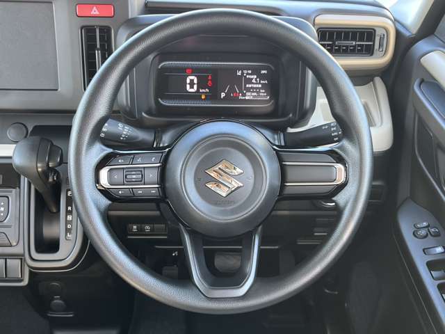 イソベモータースの車は届出済（ナンバーあり）のお車です♪納車も早いです！走行距離も数十キロ以内！1台限りの車が多いのでお早めのご検討・ご決断をオススメ致します。