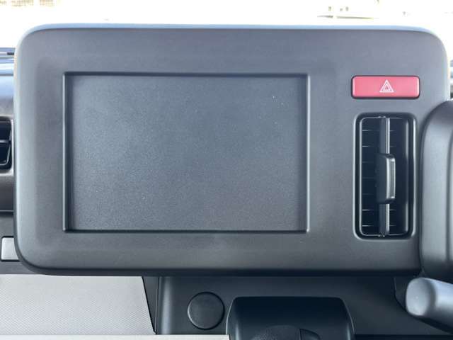 イソベモータース本店へアクセスいただき、ありがとうございます。届出済未使用車と走行距離が数千キロ「ちょい乗りカー」の専門店です。オールメーカーで販売してます。