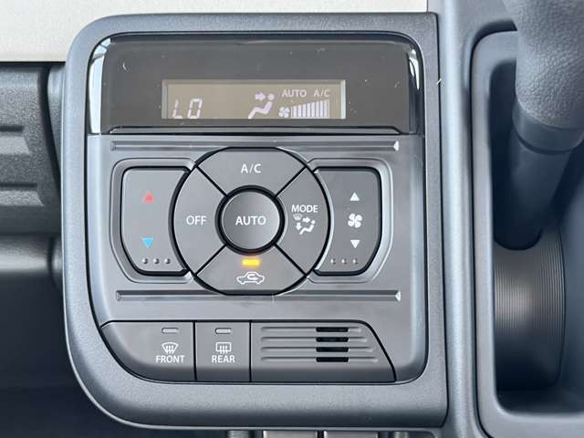 当社のアフターサービスの関係で、こちらのお車は群馬県在住の方に販売を限らせていただきます。