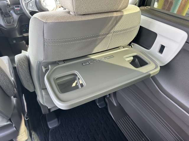 ★ディーラーオプション等取付できます。是非一度お問合せ下さい。ドレスアップやお客様にとってより良いアドバイスをします。