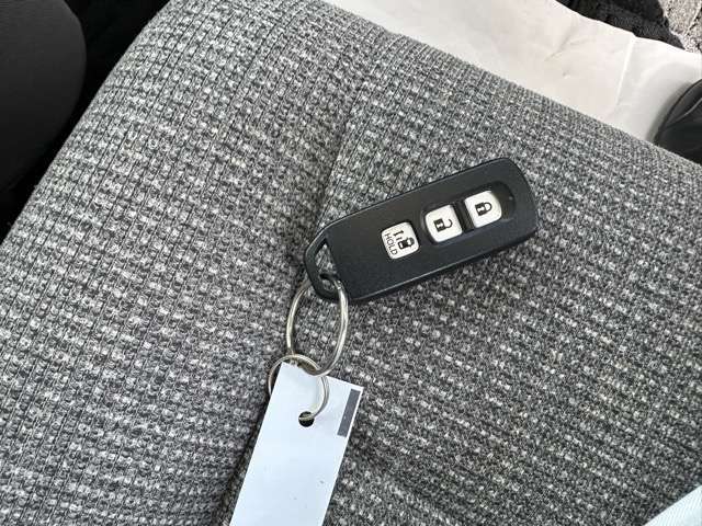 ★5年コーティング（契約時限定）が軽自動車￥39,800円、コンパクトカー￥49,800円、ミニバン￥59,800円で施工出来ます。新車のピッカピカの状態をより長くキープします！