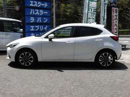 当社は「品質とプライシング」を徹底的にこだわり、現在相場価格のお車を適正な価格で販売しております。また走行距離より、車のコンディションを重視しており、全車必ず当社の仕入れ担当が目で見て買っております。