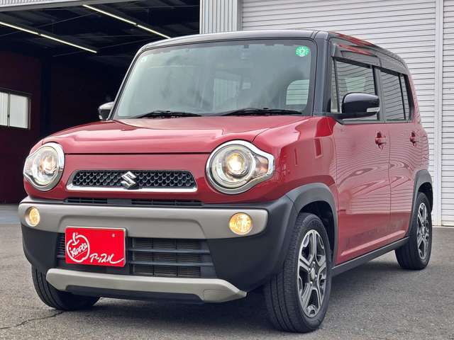 買取車両を中心に展示しております。前オーナー様の愛着のある車を展示しております！！