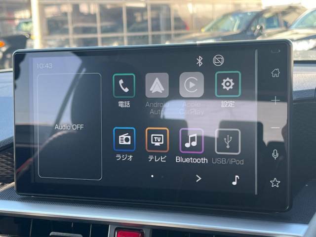 【8インチ　ディスプレイオーディオ】大画面のディスプレイはAppleCarPlayやAndroidAutoが利用可能。大きな画面でスマホナビアプリ等が利用いただけます♪