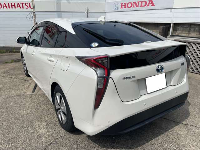 DREAM FACTORYでお待ちしております。中古車だけだなく、各種新車の販売も行っております。