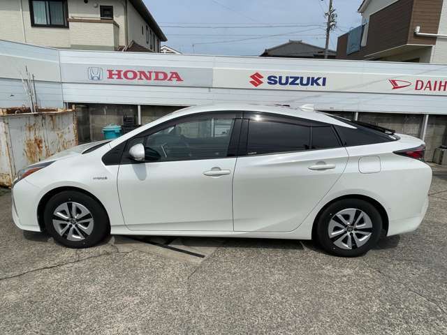 ご覧いただきありがとうがざいます。中古車だけだなく、各種新車の販売も行っております。