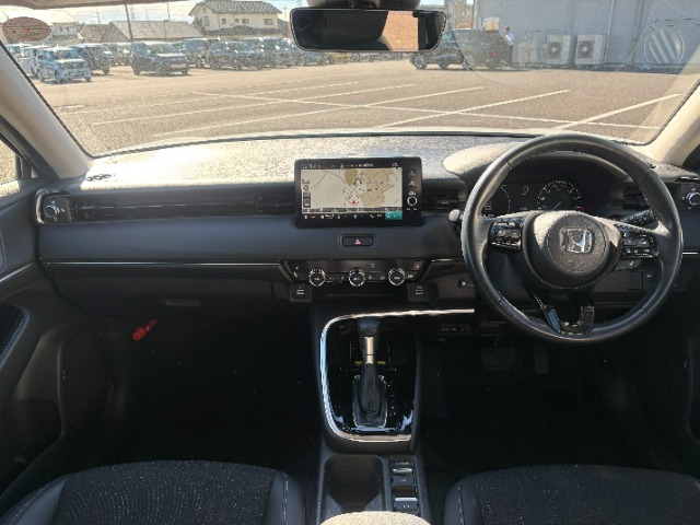 ☆見やすく分かりやすいメーター周り☆ひと目で瞬時におクルマの状態を確認できます☆