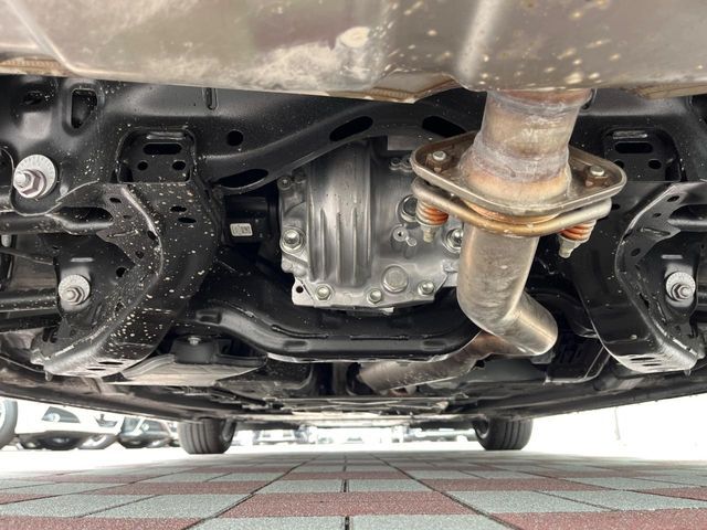 下回りがきれいなうちに、防錆加工の施工がオススメ。降雪地域はもちろん、沿岸部にお住いの方や、趣味でマリン・ウィンタースポーツをされる方にご好評いただいております。