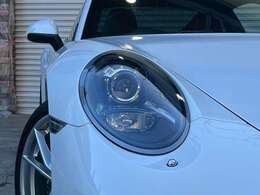安心の正規ディーラー車！！　運転しやすい右ハンドル、7速PDK搭載！！　取説・記録簿付　もちろん事故歴ありません！！
