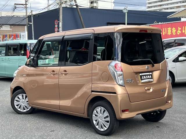 【仕入れ】当社の中古車は、ベテランのスタッフが1台1台、丁寧に仕入れた良質車ばかりです。ぜひ、ご来社いただき、ご自身の目でお確かめください。きっとご満足頂けると思います