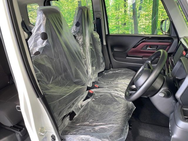 もちろん車内はキレイです♪よりクリーンな状態をキープしたいお客様には『ナノゾーンコート』がおすすめ！新型コロナウイルス対策や、除菌・消臭に効果を発揮し多くの方にご好評いただいております。