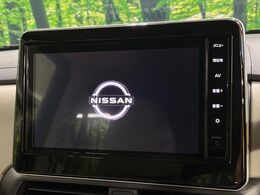 【純正9インチナビ】インテリアに溶け込むスタイリッシュな「専用設計」メーカーナビを装備♪視認性や操作性など基本性能にも優れ、より上質なカーライフをお楽しみいただけます。