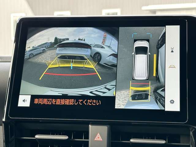 【パノラミックビューモニター】360度カメラも装着されております！車内のスイッチで切り替え可能です！リバース時には、自動でバックカメラと併用で映し出されますので、全周囲を確認しながら後退可能です！！！